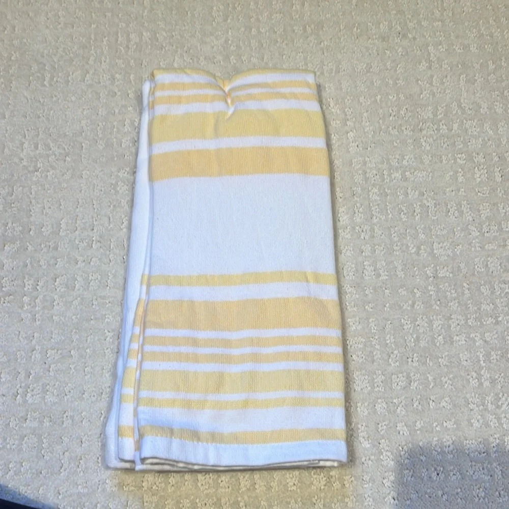 NWT dish towel set - 2 towels yellow and white theme